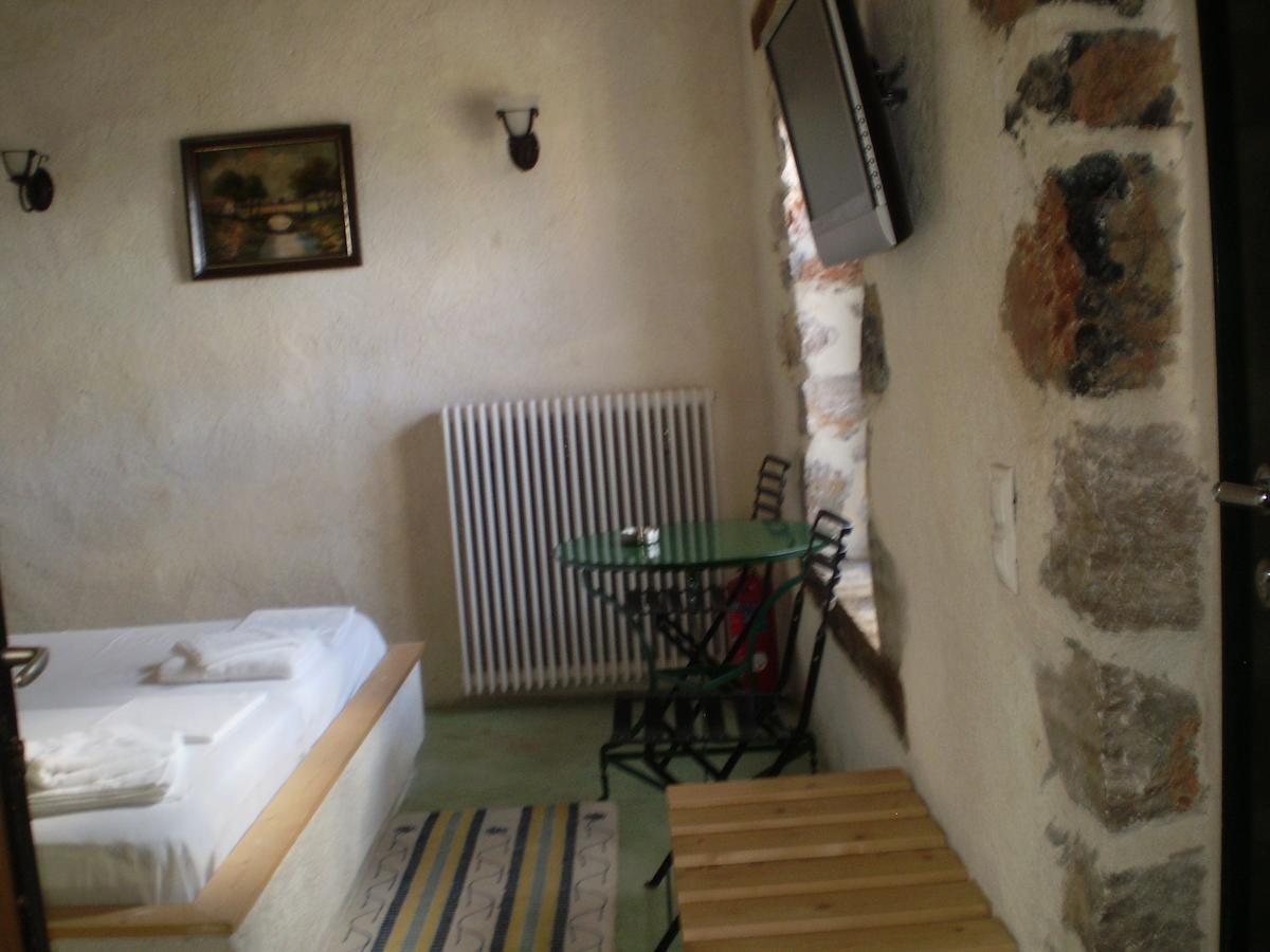 ホテル Arachovitika Kalivia Karyes 部屋 写真